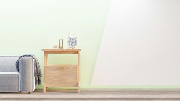 What are essential steps for planning a UK house move?