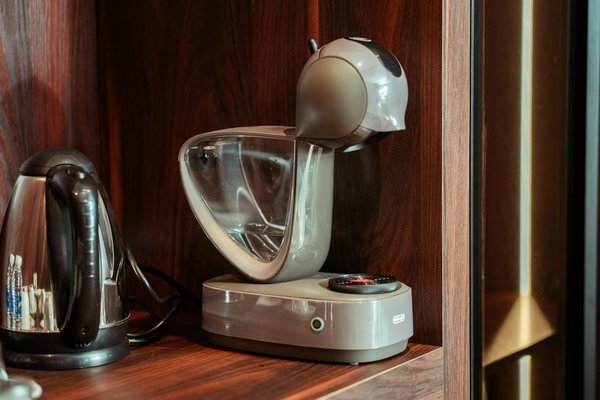 How Can Sustainable Practices Transform Your UK Garden This Season?